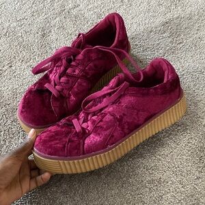 Cape Robbin Maroon Velour Shoes SIZE 10